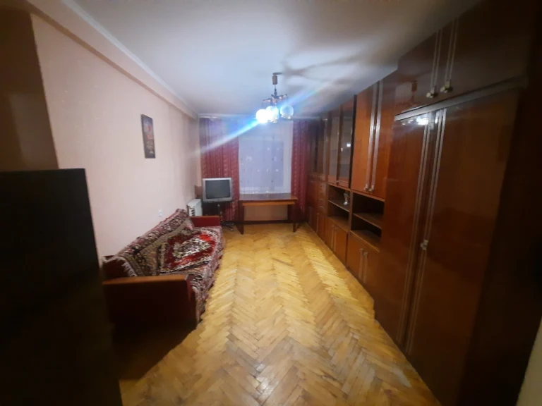 3-room apartment for sale 68 m², Igor Kachurovskogo Ave.,
