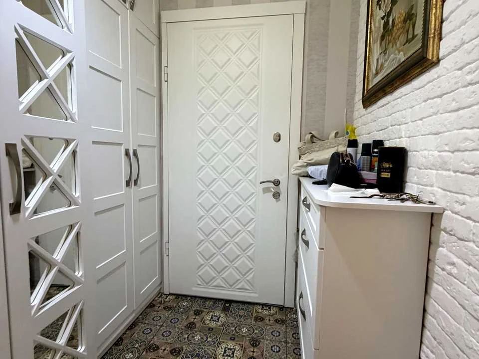 House. Odesa, Joliot Curie St.