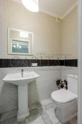 Sale / apartment / Pechersk / Center / 2 rooms / 130m2 / 21st floor