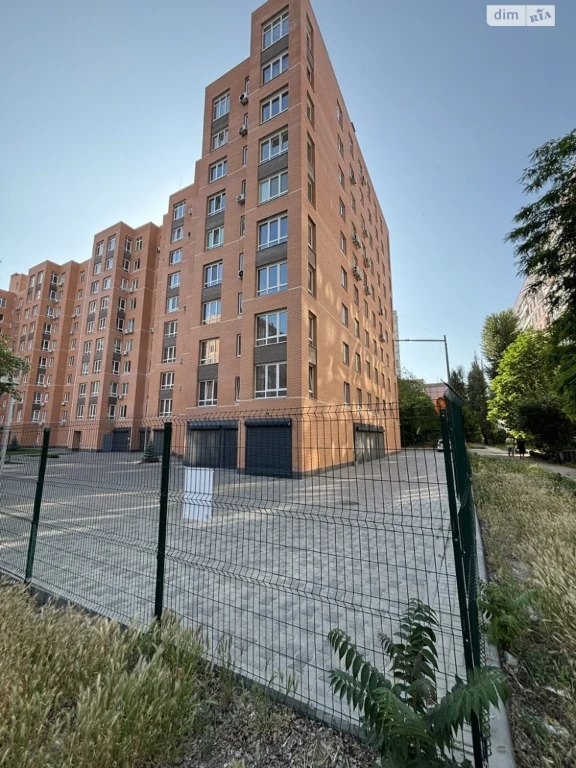 For sale Apartment Livoberezhny