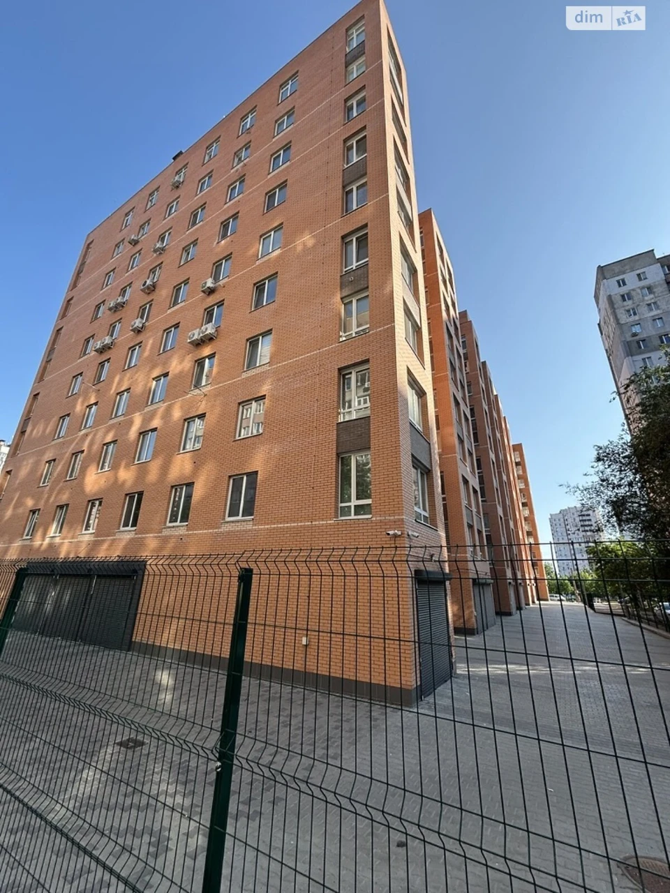 For sale Apartment Livoberezhny