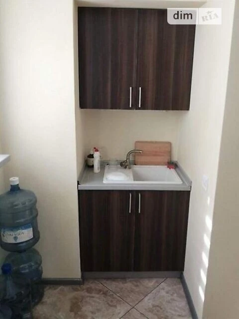 Sale of 2-room apartment 75.5 sq. m. on Kostyantynivska Street 56 • I
