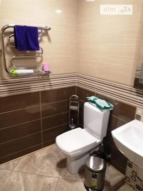 Sale of 2-room apartment 75.5 sq. m. on Kostyantynivska Street 56 • I