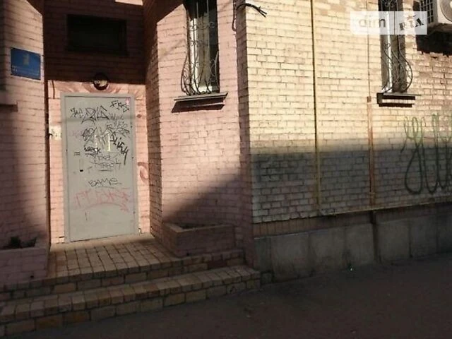 Sale of 2-room apartment 75.5 sq. m. on Kostyantynivska Street 56 • I