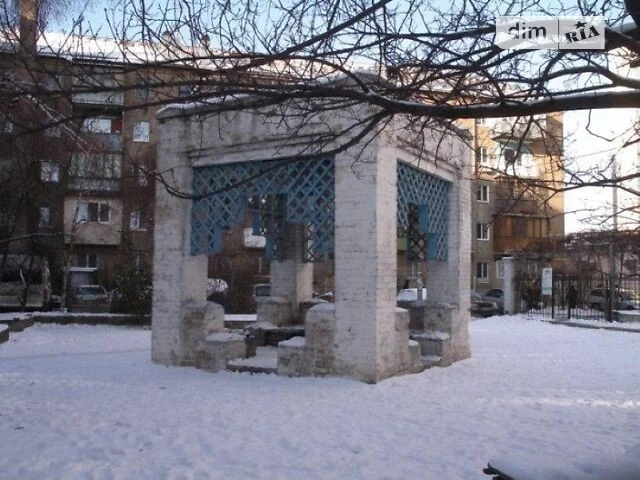 Sale of 2-room apartment 75.5 sq. m. on Kostyantynivska Street 56 • I