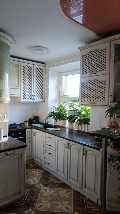 (3) Продам 2-комнатную квартиру на Киевской 0756