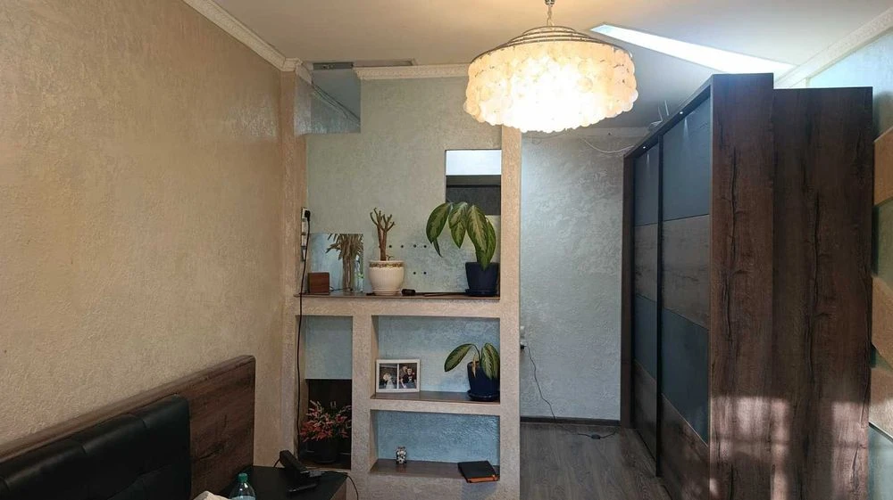 (3) Продам 2-комнатную квартиру на Киевской 0756