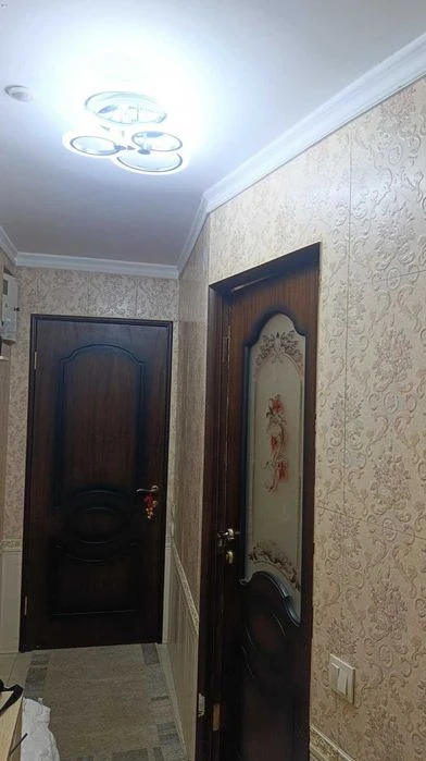 (3) Продам 2-комнатную квартиру на Киевской 0756