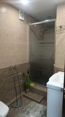 (3) Продам 2-комнатную квартиру на Киевской 0756