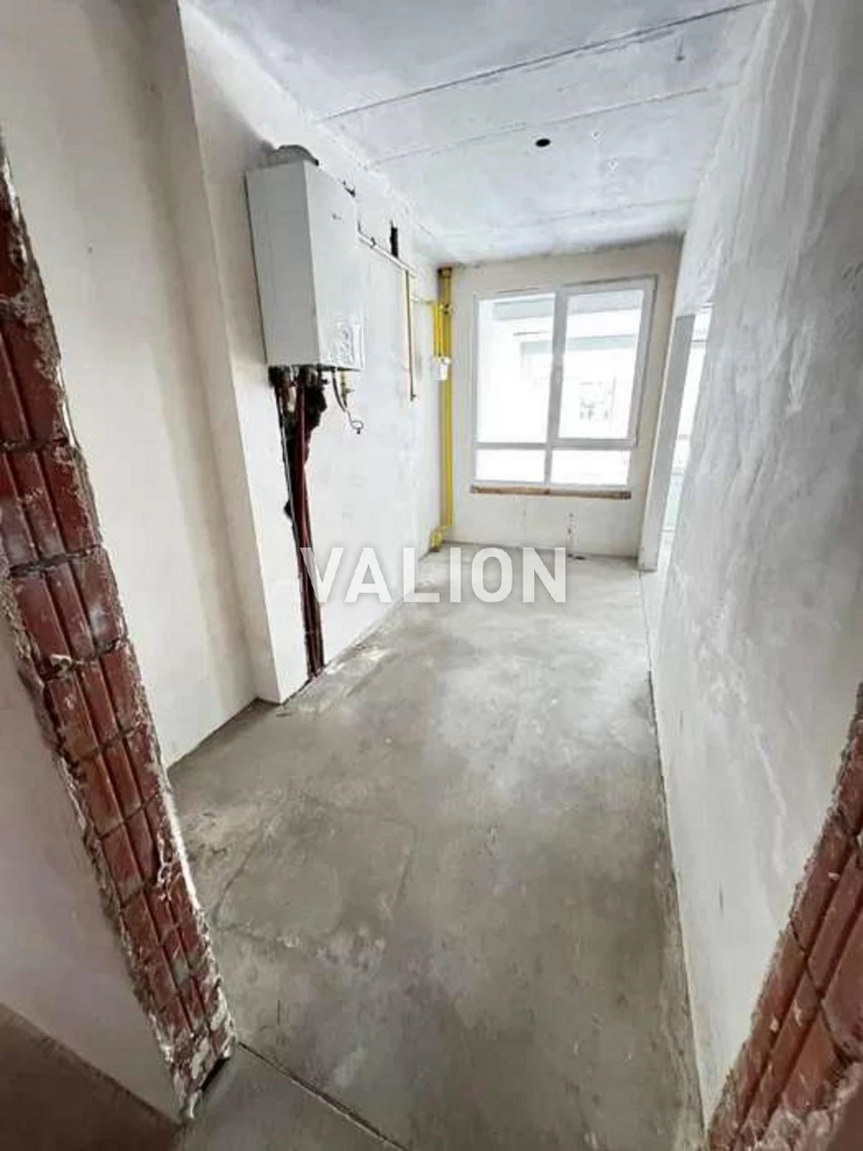 Two-room apartment for sale at 13/2 Glubochitskaya St.