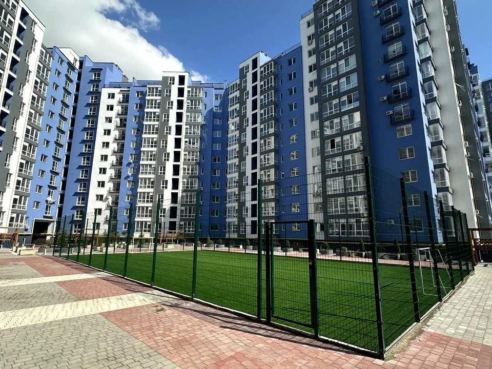 Apartment. Ivano-Frankivsk, Knyahynyn St., (Building 34)