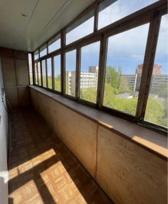 3-комнатная квартира возле парка Победы - 70 м², Армейская,