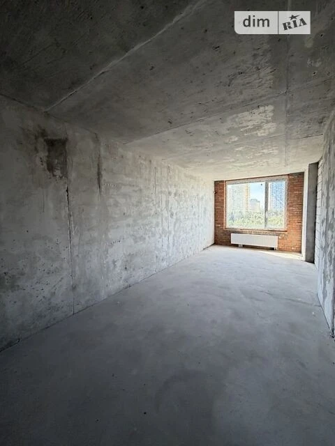 Sale of 2-room apartment 77.5 sq. m on Knyazya Romana Mstislava Street