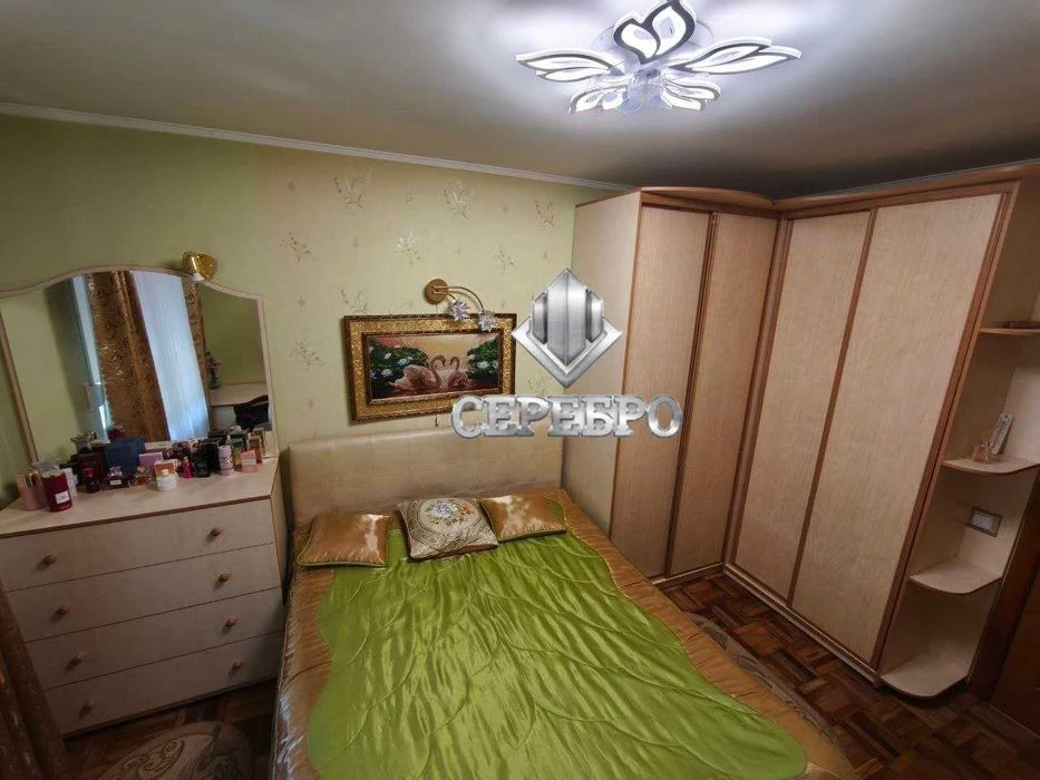 2-room apartment for sale in Komunarsky district