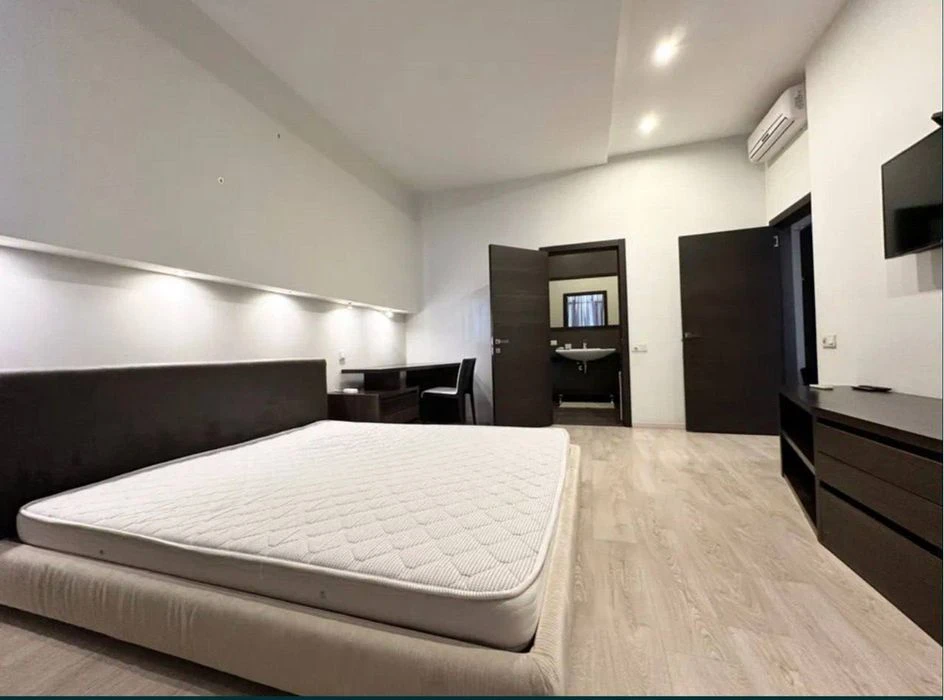 3-room apartment for sale, Magnat residential complex (center, Simferopol/Yavorny)