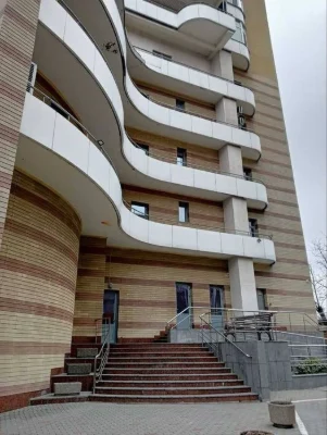 3-room apartment for sale, Magnat residential complex (center, Simferopol/Yavorny)