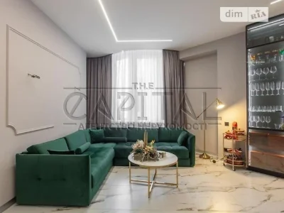 Sale of 3-room apartment 127.2 sq. m. on Vasylya Tyutyunnyka St. 37/1