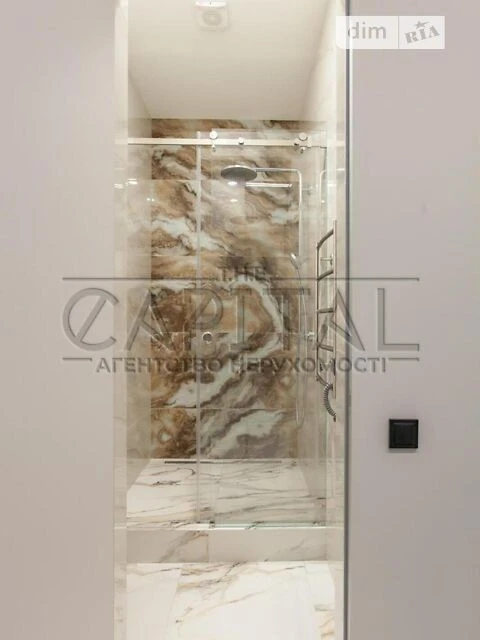 Sale of 3-room apartment 127.2 sq. m. on Vasylya Tyutyunnyka St. 37/1
