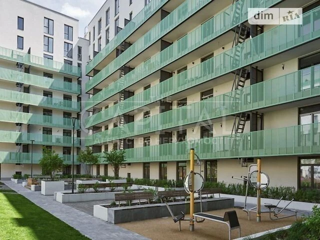 Sale of 3-room apartment 84 sq. m on Naberezhno-Rybalskaya street