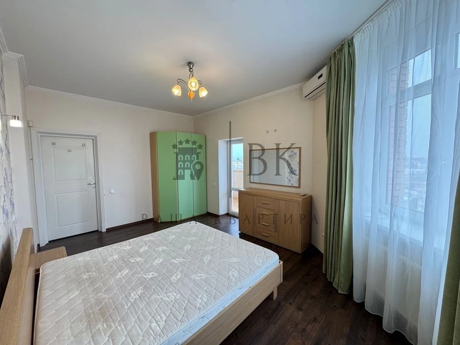 2k 84m² | Center | metro nearby | View | No %. For sale. Apartment
