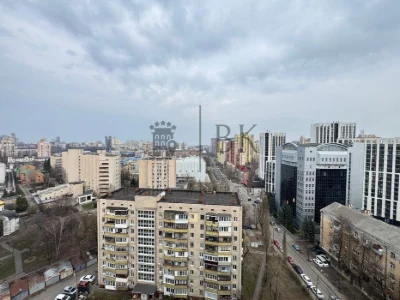 2k 84m² | Center | metro nearby | View | No %. For sale. Apartment