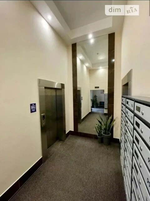 Sale of 3-room apartment 103.8 sq. m. on Krakivska Street 4B • ID 34
