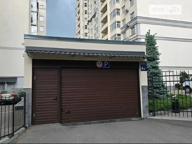 Sale of 3-room apartment 103.8 sq. m. on Krakivska Street 4B • ID 34
