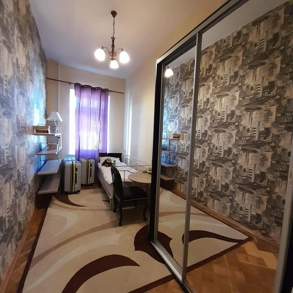 4-room apartment 113 m² for sale, Gogolevskaya Street, 15