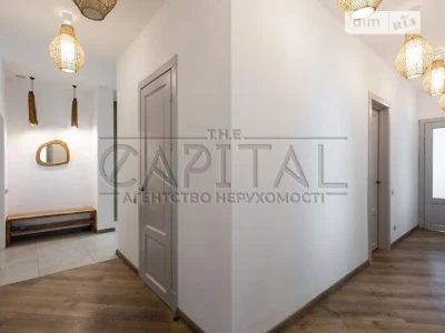 Sale of 5-room apartment 142 sq. m. on Andriy Verkhoglyada St. 11V •