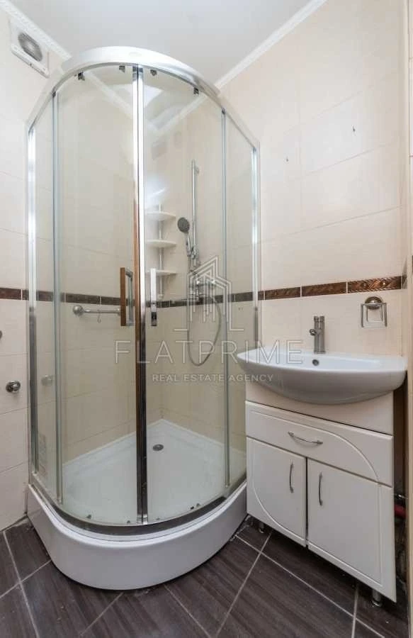 Продаж 3-кімнатної квартири 80.7 м², Обсерваторна вул., 12А