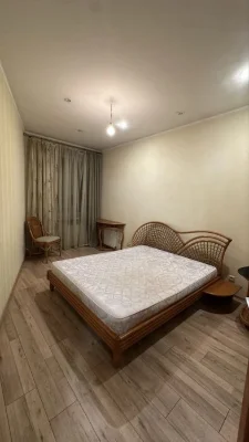 Selling a 2-room apartment in the center