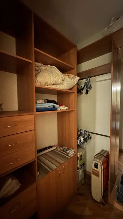 Selling a 2-room apartment in the center
