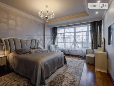 Продаж 3к квартири 200 кв. м на узвіз Кловський 7 • ID 34742
