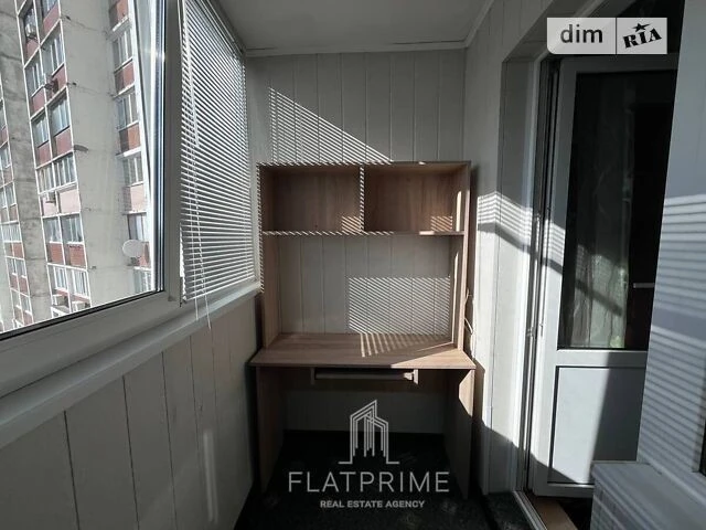 Sale of 1-room apartment 36 sq. m. on Akademika Zabolotnogo St. 30