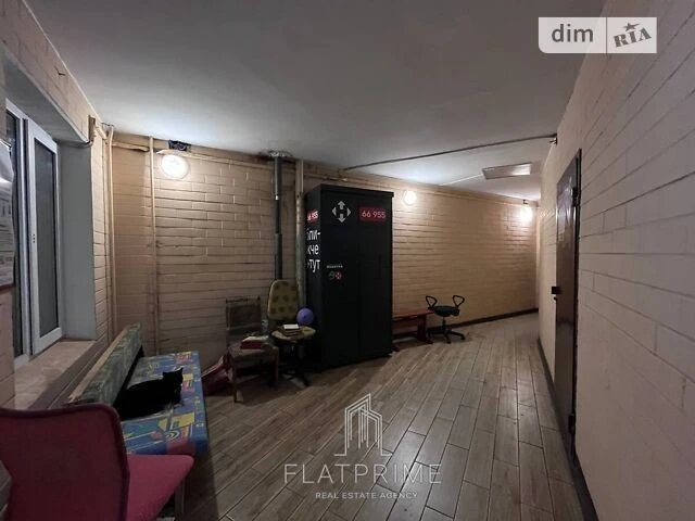 Sale of 1-room apartment 36 sq. m. on Akademika Zabolotnogo St. 30
