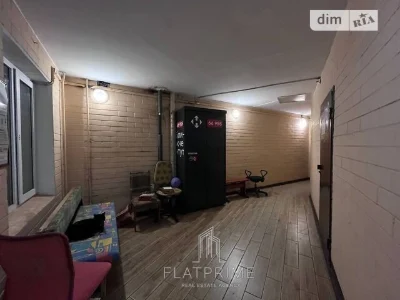 Sale of 1-room apartment 36 sq. m. on Akademika Zabolotnogo St. 30