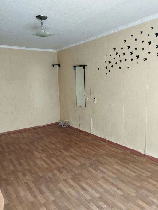 Продаж 1к квартири Кічкас Заводський район Історична
