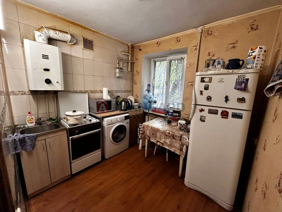 Продаж 2х кімнатна Центр є'Відновлення