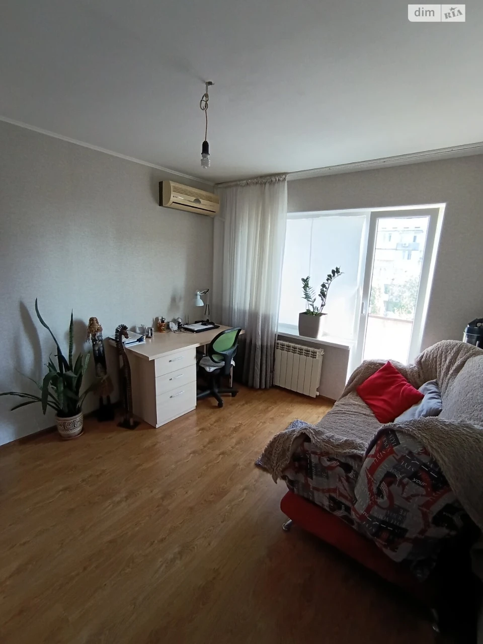 Продажа квартир Александровский (Жовтневый).