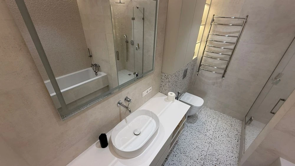 Продаж 3 кімнатної квартири 90 м2 з дизайнерським планування