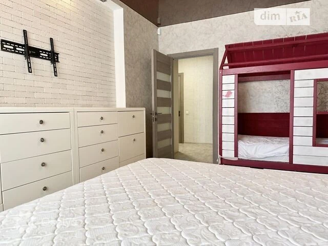 For sale 2-room apartment 77 sq. m. on Akhmatova Anna St. 34 • ID 3