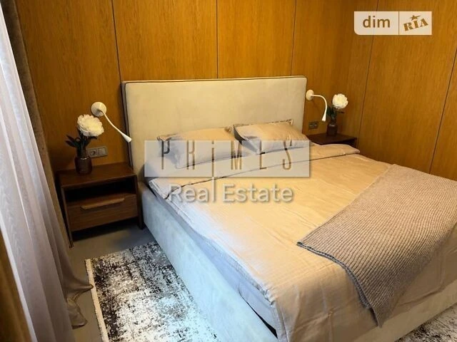 Продажа 3к квартиры 121 кв. м по ул. Андрея Верхосмотра 11 •