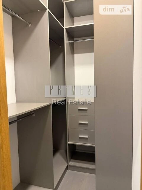 Продажа 3к квартиры 121 кв. м по ул. Андрея Верхосмотра 11 •