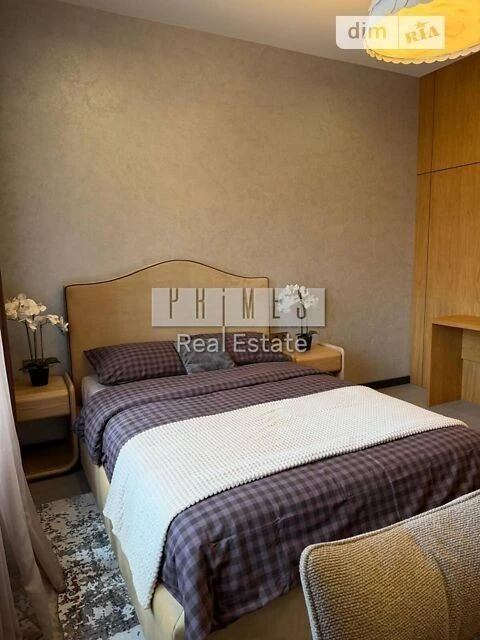 Продажа 3к квартиры 121 кв. м по ул. Андрея Верхосмотра 11 •