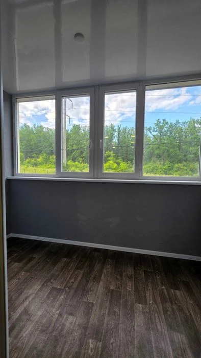 Selling a 2-room apartment in the Pobeda residential complex, a new building with new renovations!