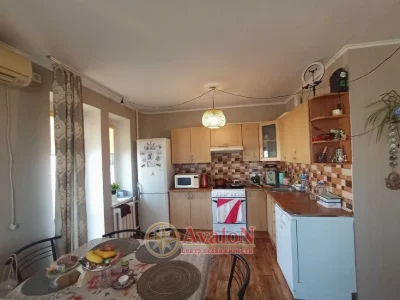 Продам 3-комнатную квартиру на Днепропетровской дороге!