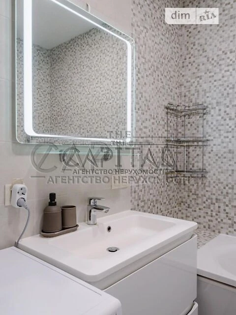 Sale of 1-room apartment 42.1 sq. m. on Stepana Rudnytskoho St. 19
