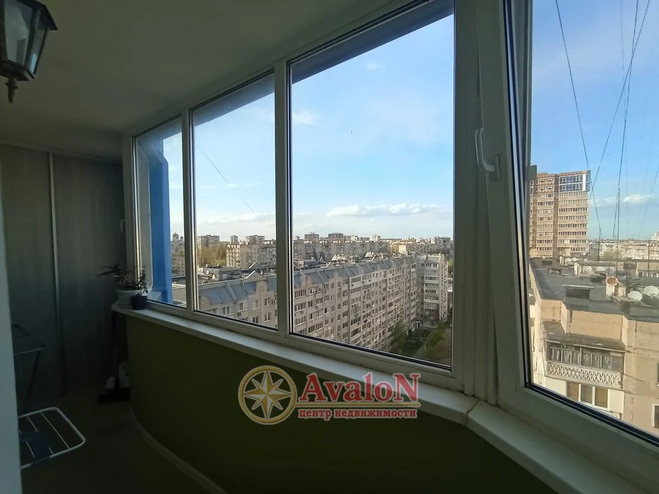 Продам 3-комнатную квартиру на Днепропетровской дороге!