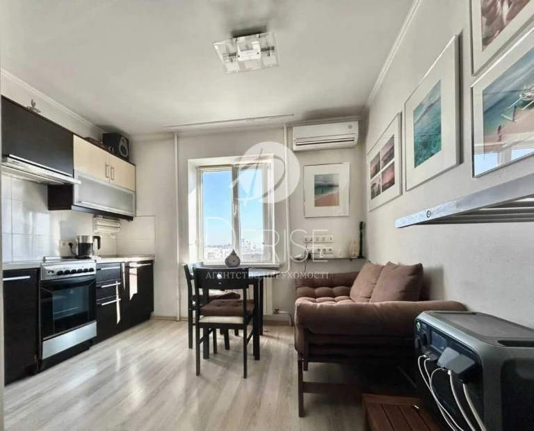 1-room apartment for sale 44 m², Yordanska St., 11D