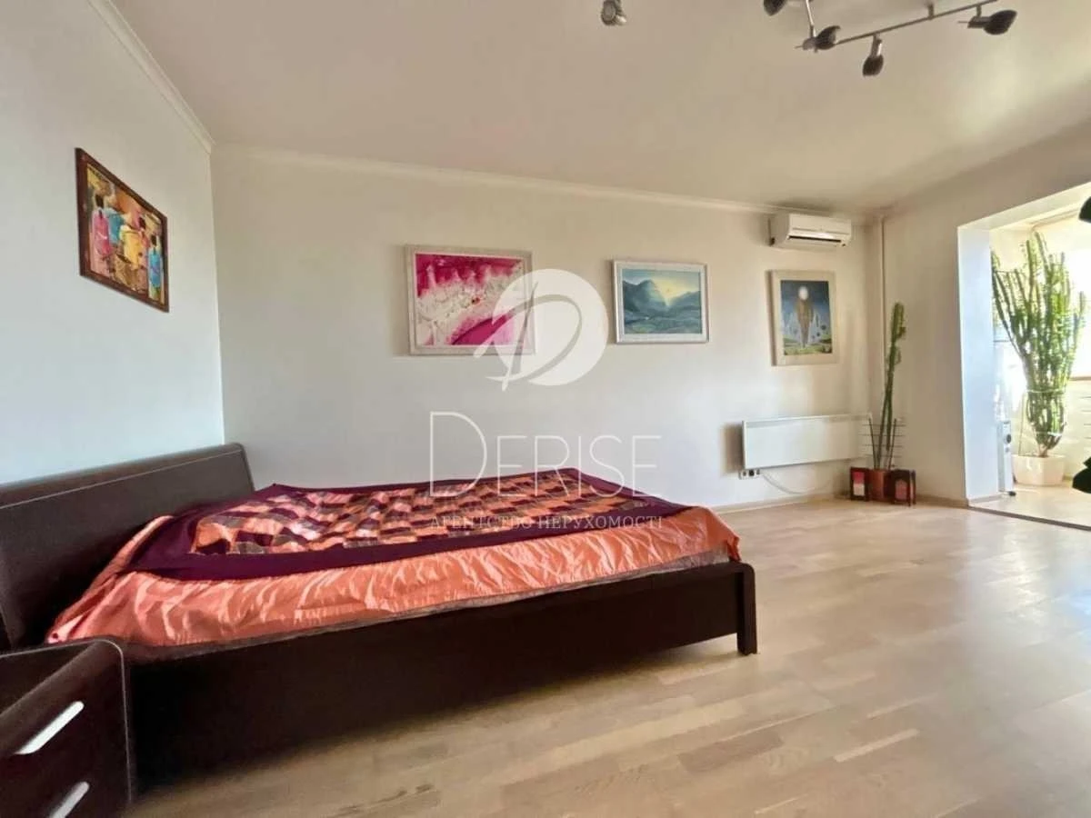 1-room apartment for sale 44 m², Yordanska St., 11D